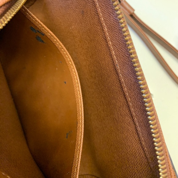 🛑 SOLD Louis Vuitton Orsay Clutch 🛑 - Picture 7 of 8